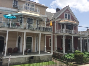 Beautiful Houses in Garden District, St. Charles St.